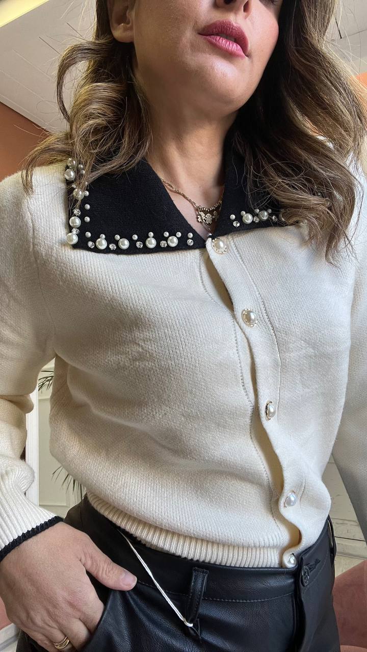 cardigan  Bianco Con Colletto Nero
