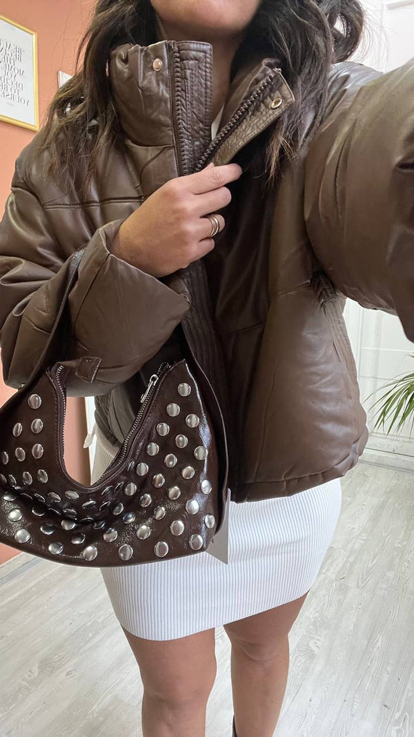 Tracolla Marrone Con Borchie