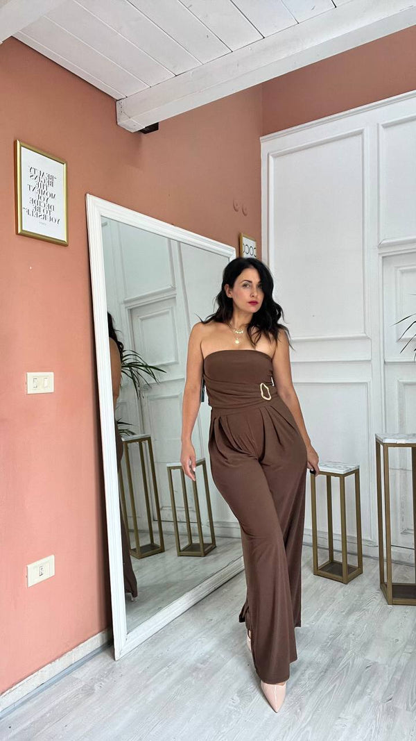 Tuta Marrone Con Dettagli Oro