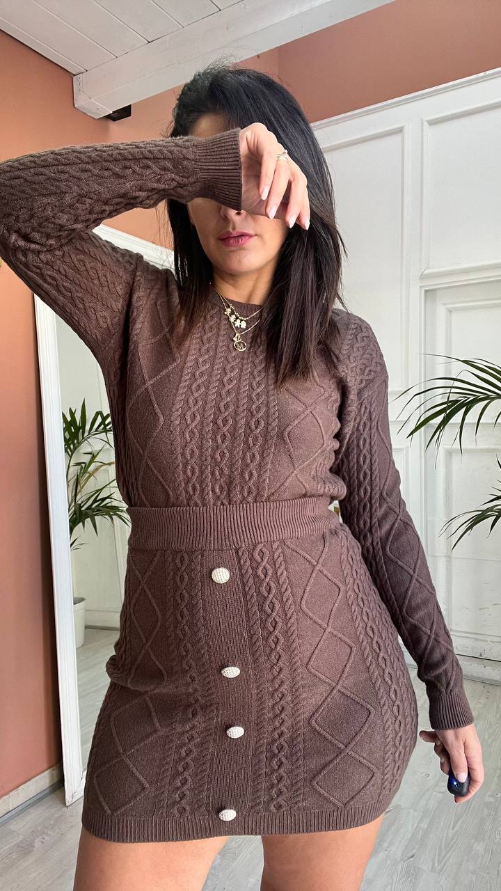Coordinato Pull + Gonna Marrone