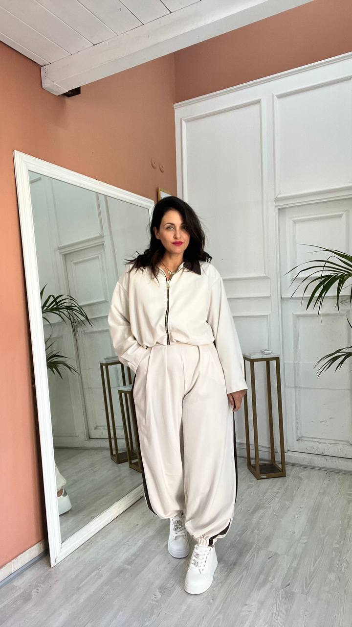 Coordinato Beige Con Zip