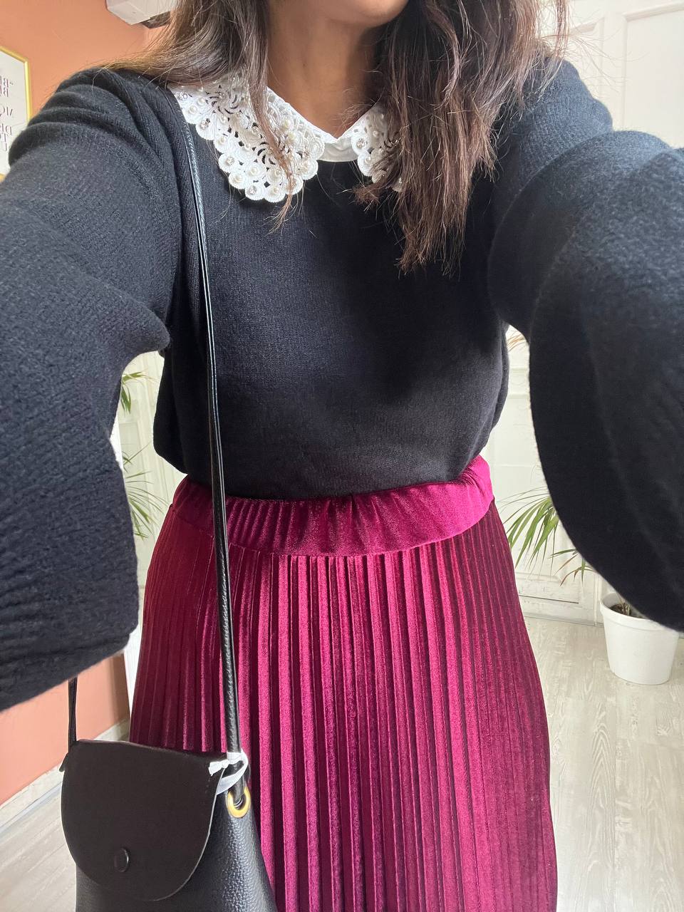 Pull Nero Con Colletto