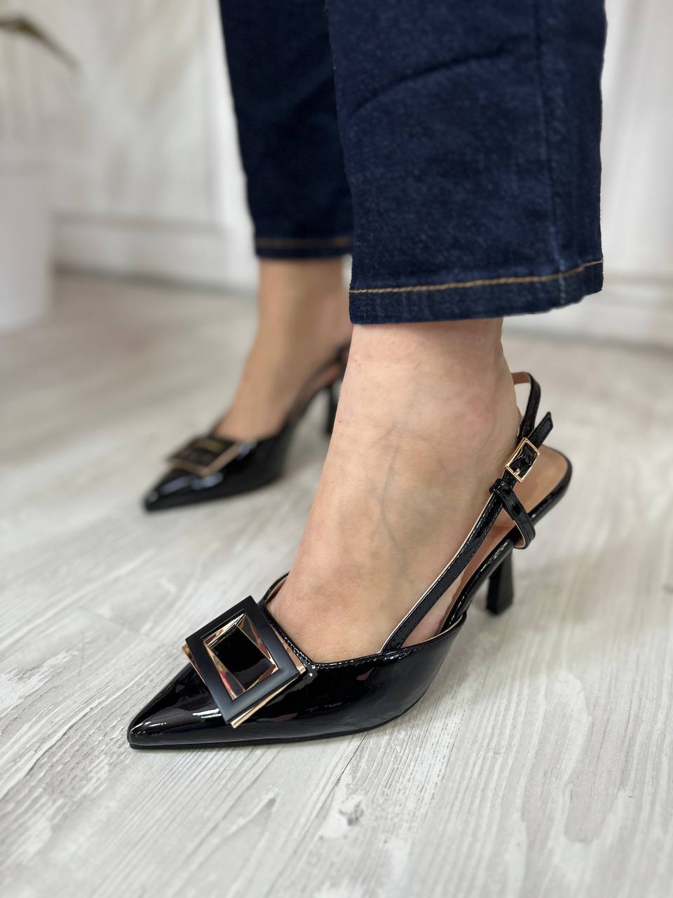 Decollete' Lucido Nero