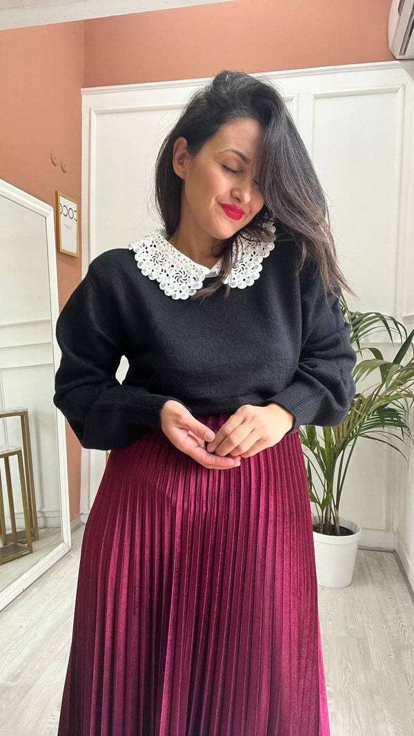 Pull Nero Con Colletto
