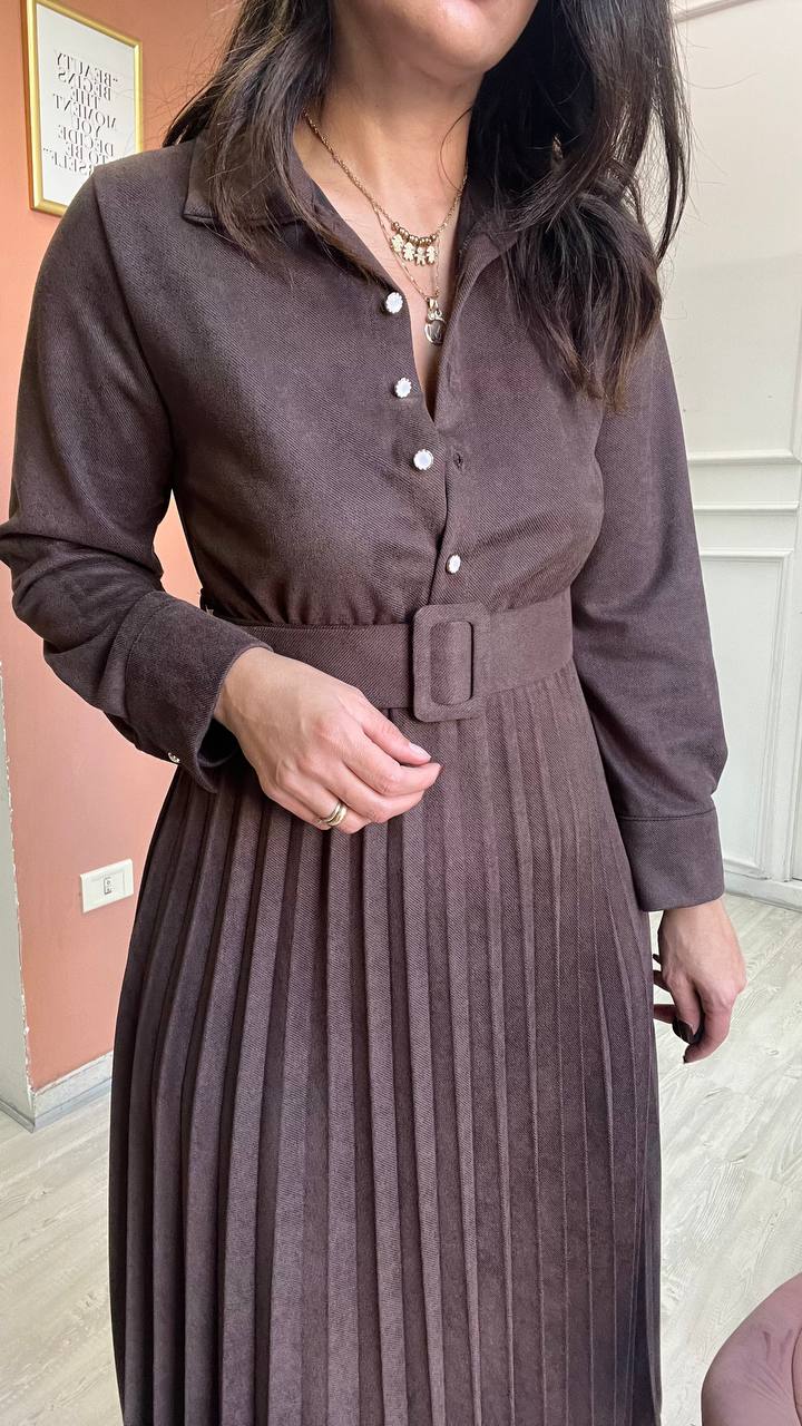 Abito Marrone Con Cintura