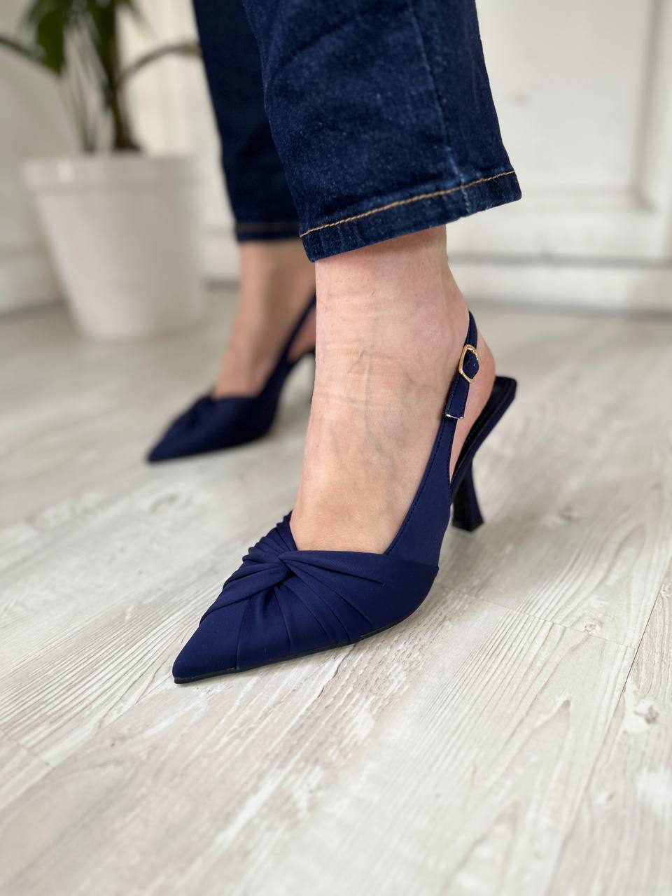 Decollete' Blu