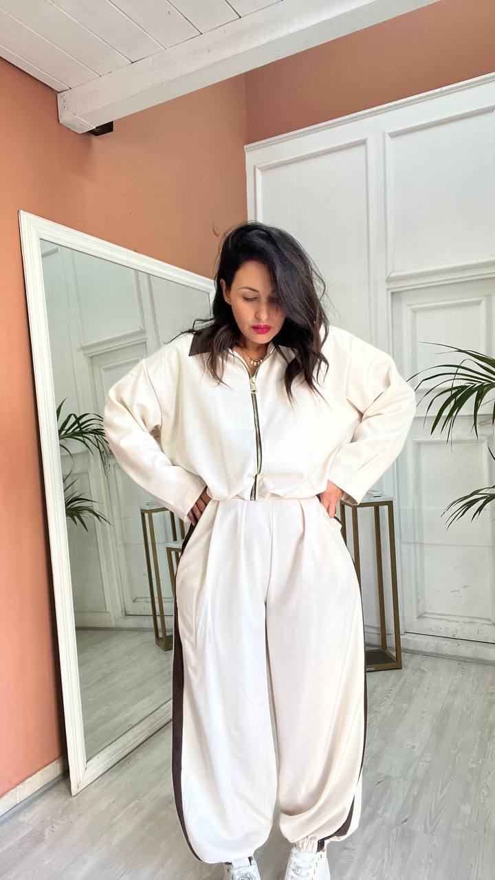 Coordinato Beige Con Zip