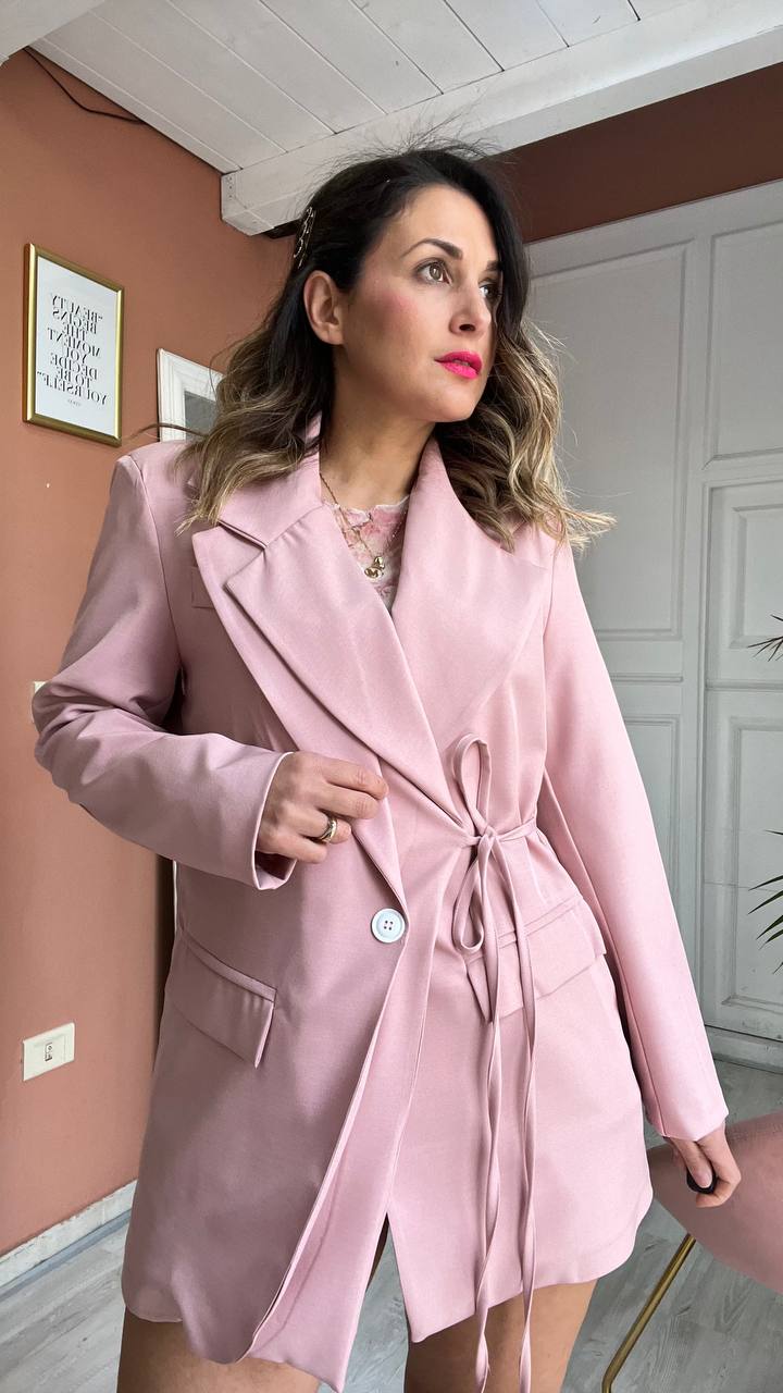 GIACCA ROSA CON LACCIO
