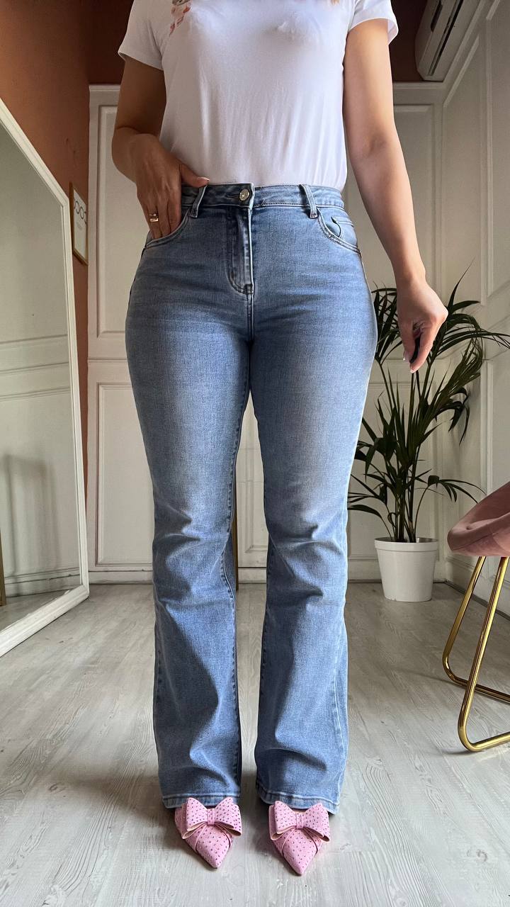 Jeans A Zampa Push Up