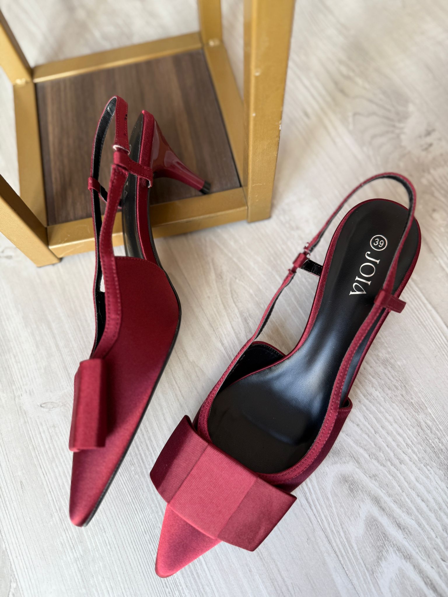 Decollete' Wine