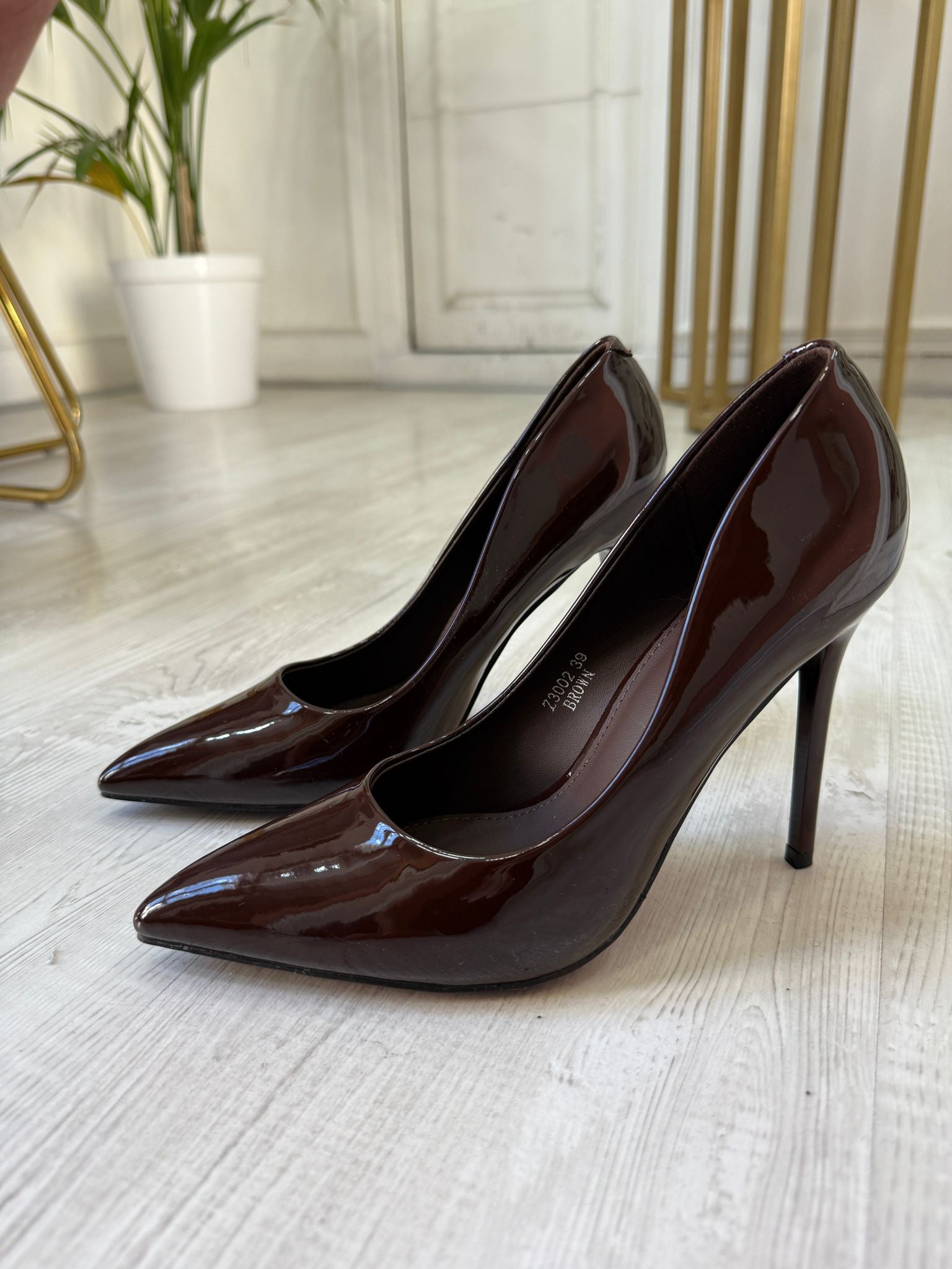 Decollete' marrone lucido