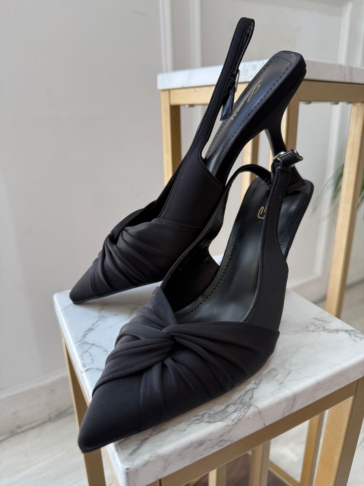 Decollete' Fiocco Nero